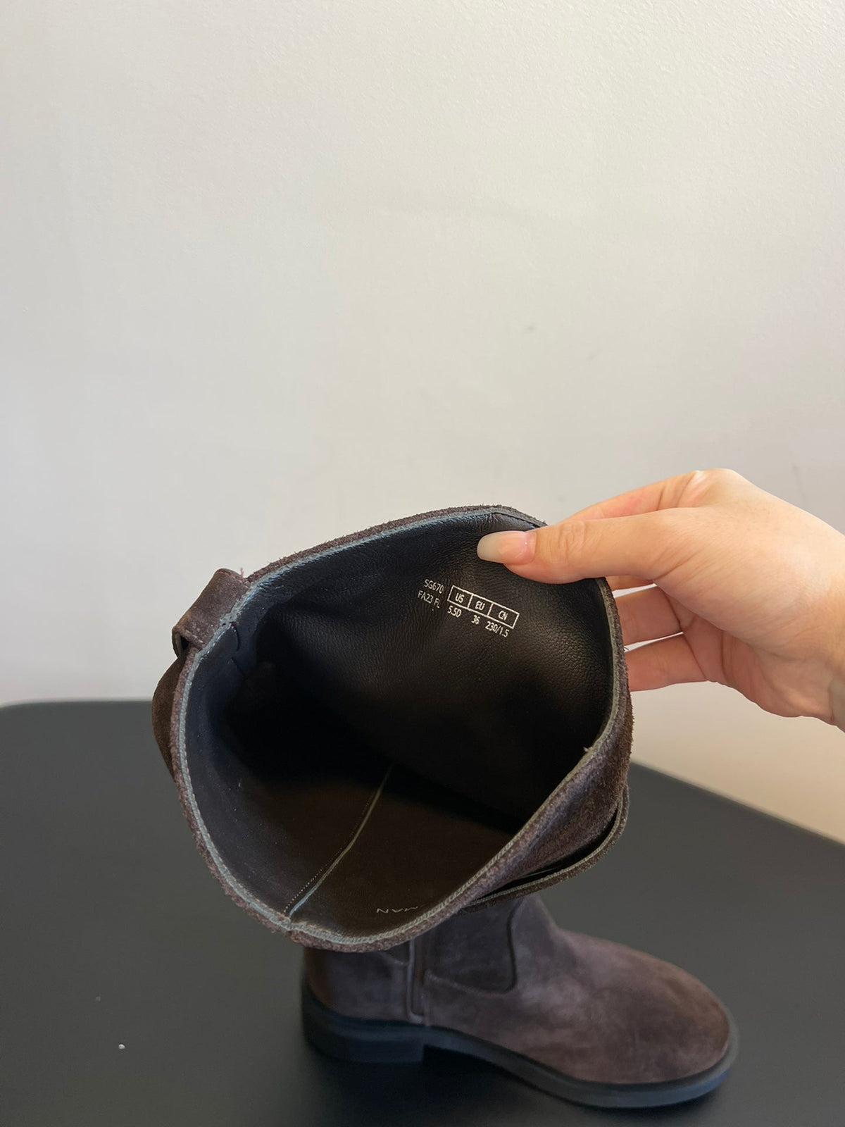 Botas altas de piel para mujer con hebilla
