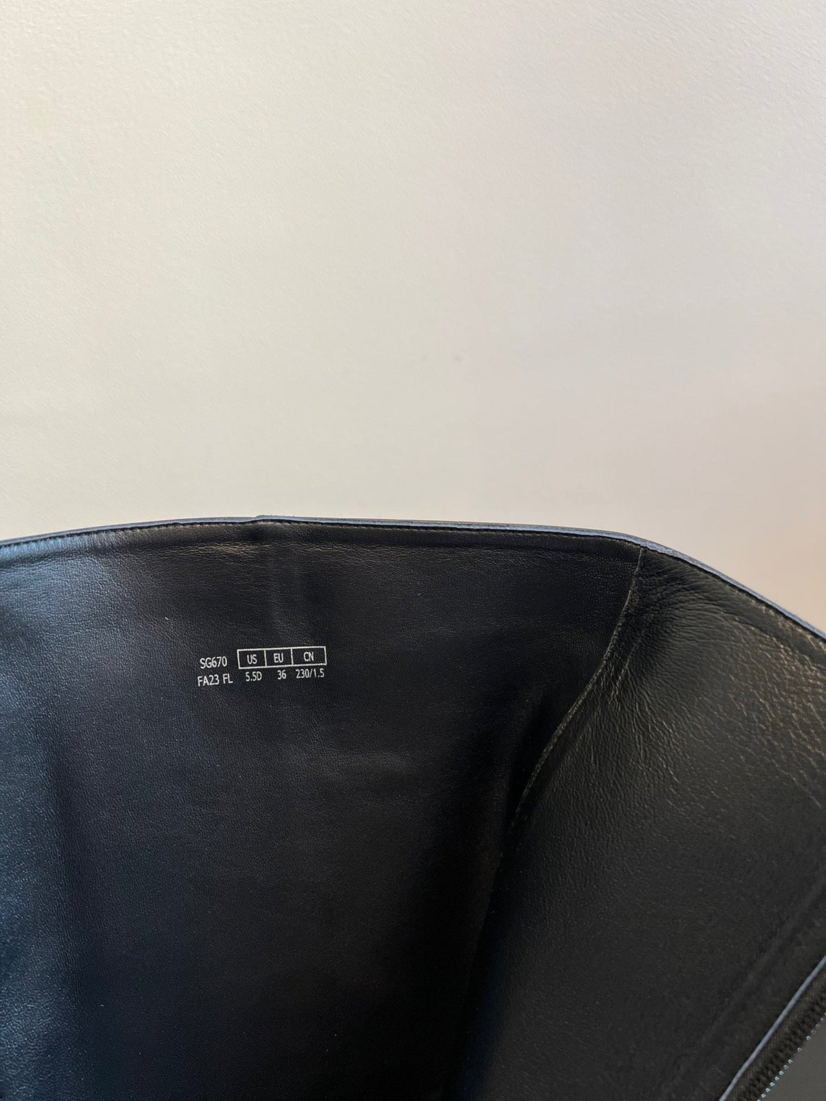 Botas de ante y piel de becerro para mujer con hebilla