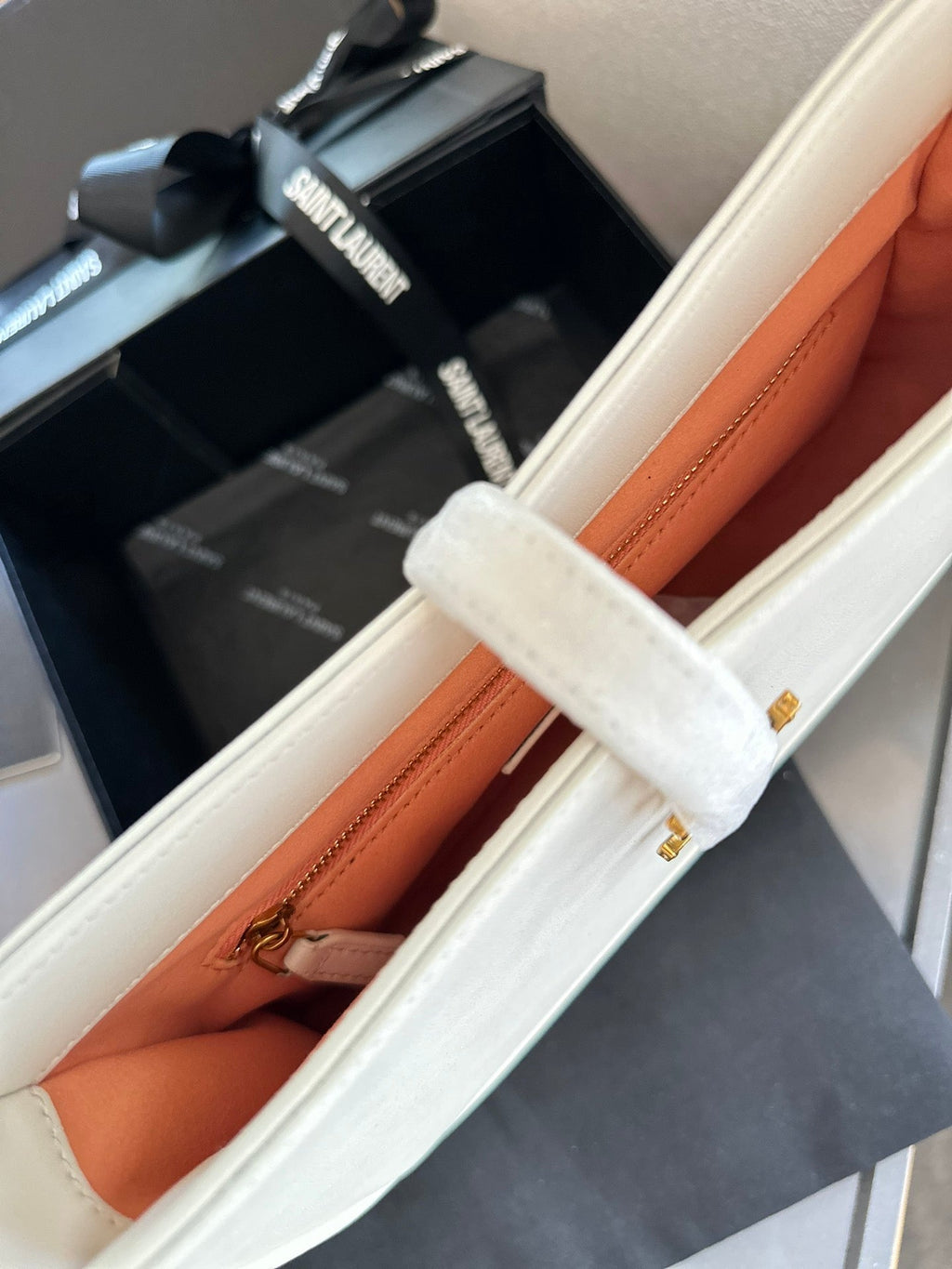 Bolso de hombro – Edición minimalista