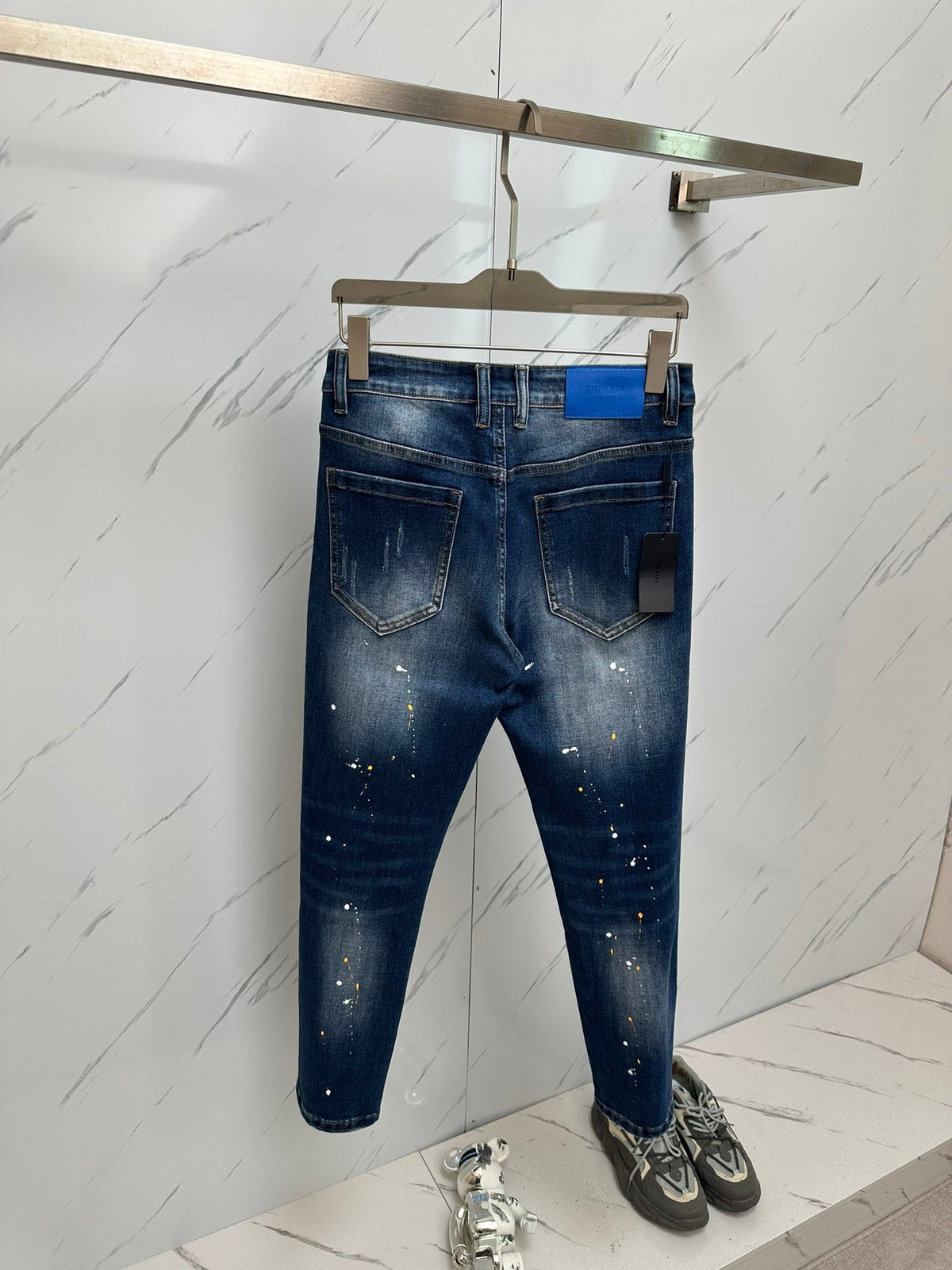 Pantalones vaqueros de mezclilla lavada premium para hombre