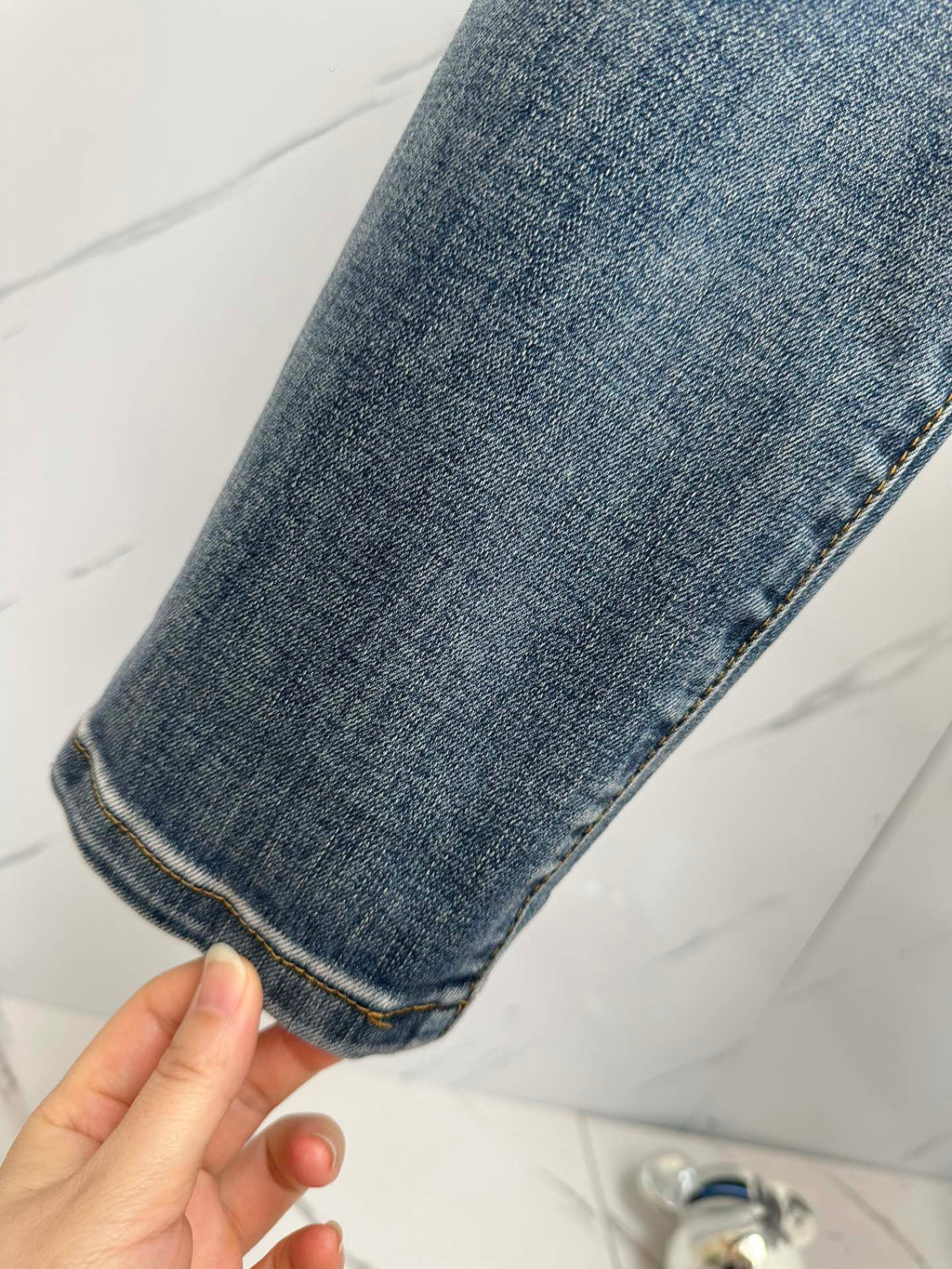 Pantalones vaqueros de mezclilla lavada de diseñador para hombre