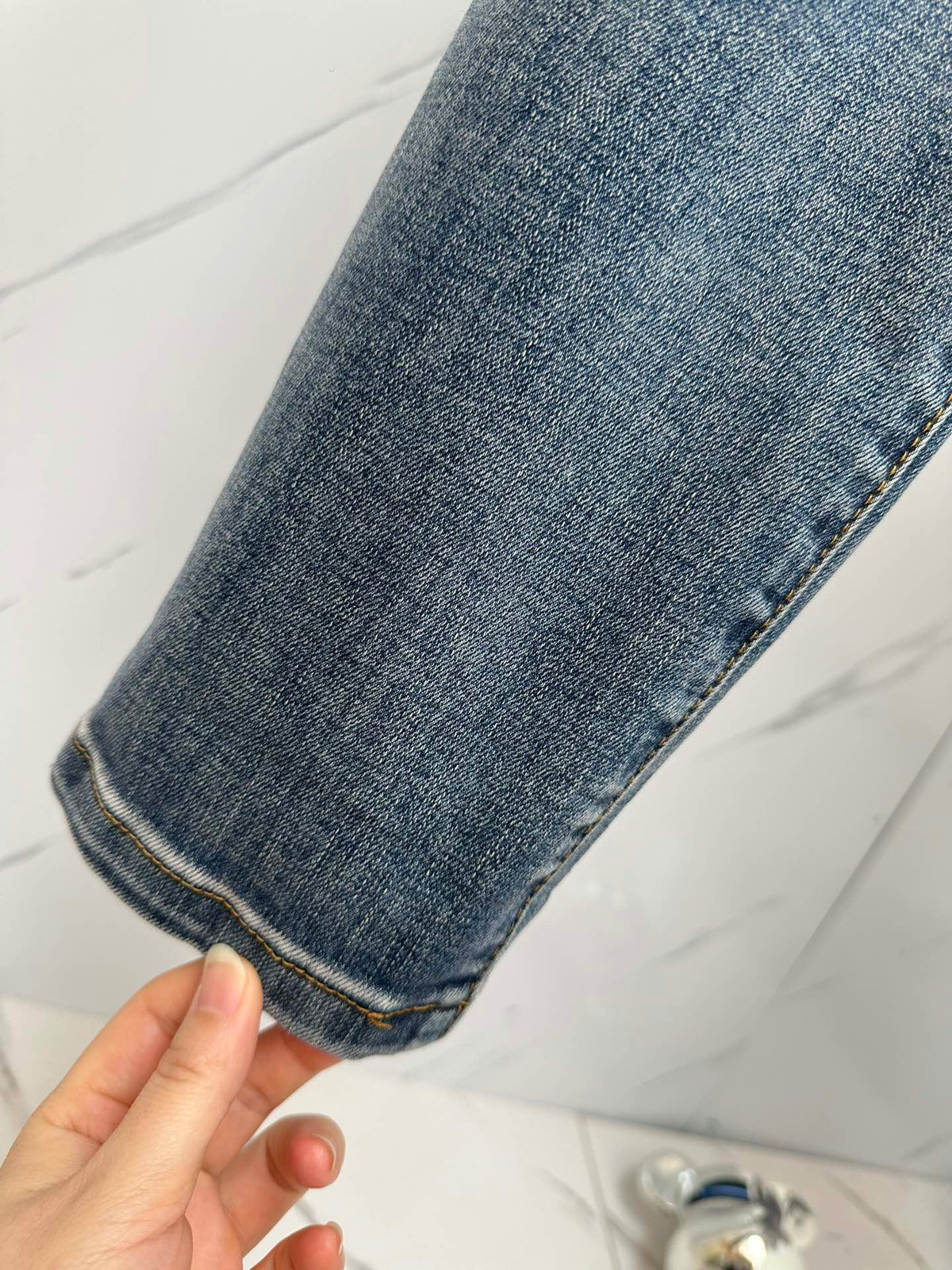 Pantalones vaqueros de mezclilla lavada de diseñador para hombre