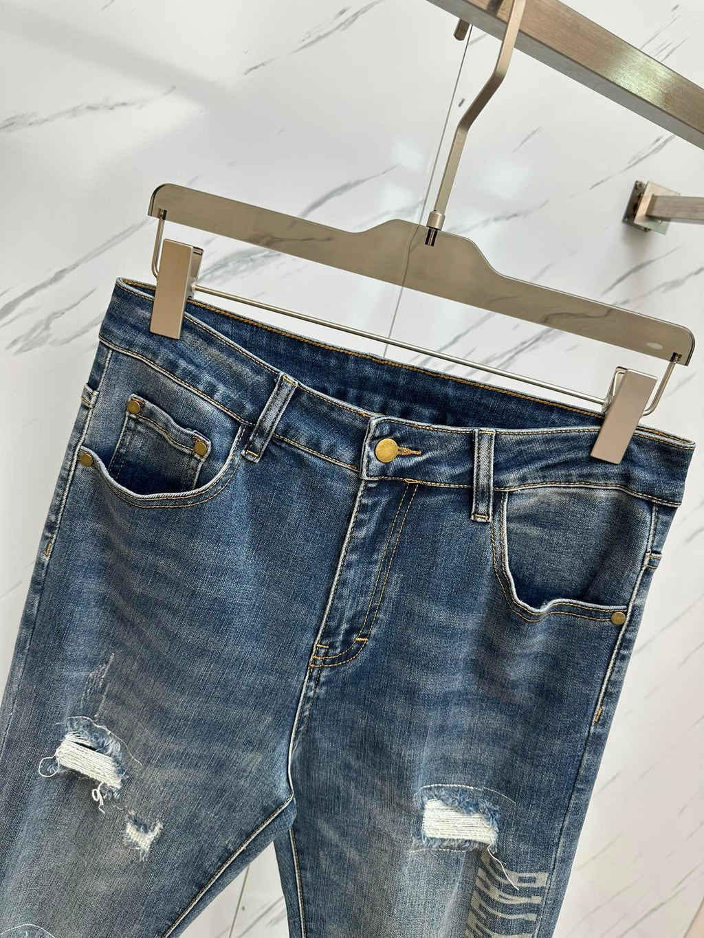 Pantalones vaqueros de mezclilla lavada de diseñador para hombre