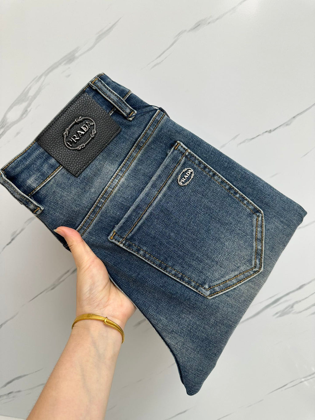 Pantalones vaqueros de mezclilla lavada premium para hombre