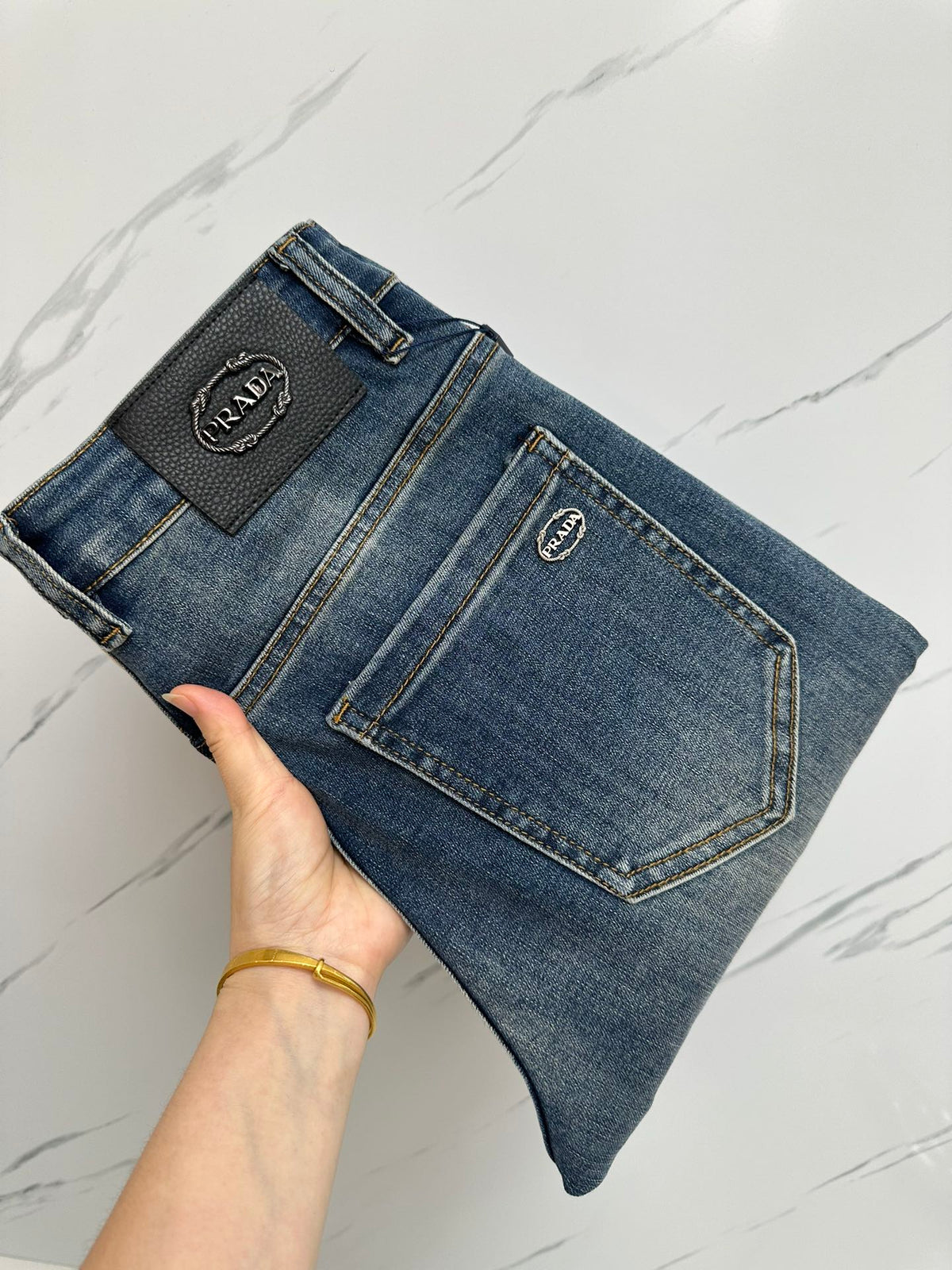 Pantalones vaqueros de mezclilla lavada premium para hombre