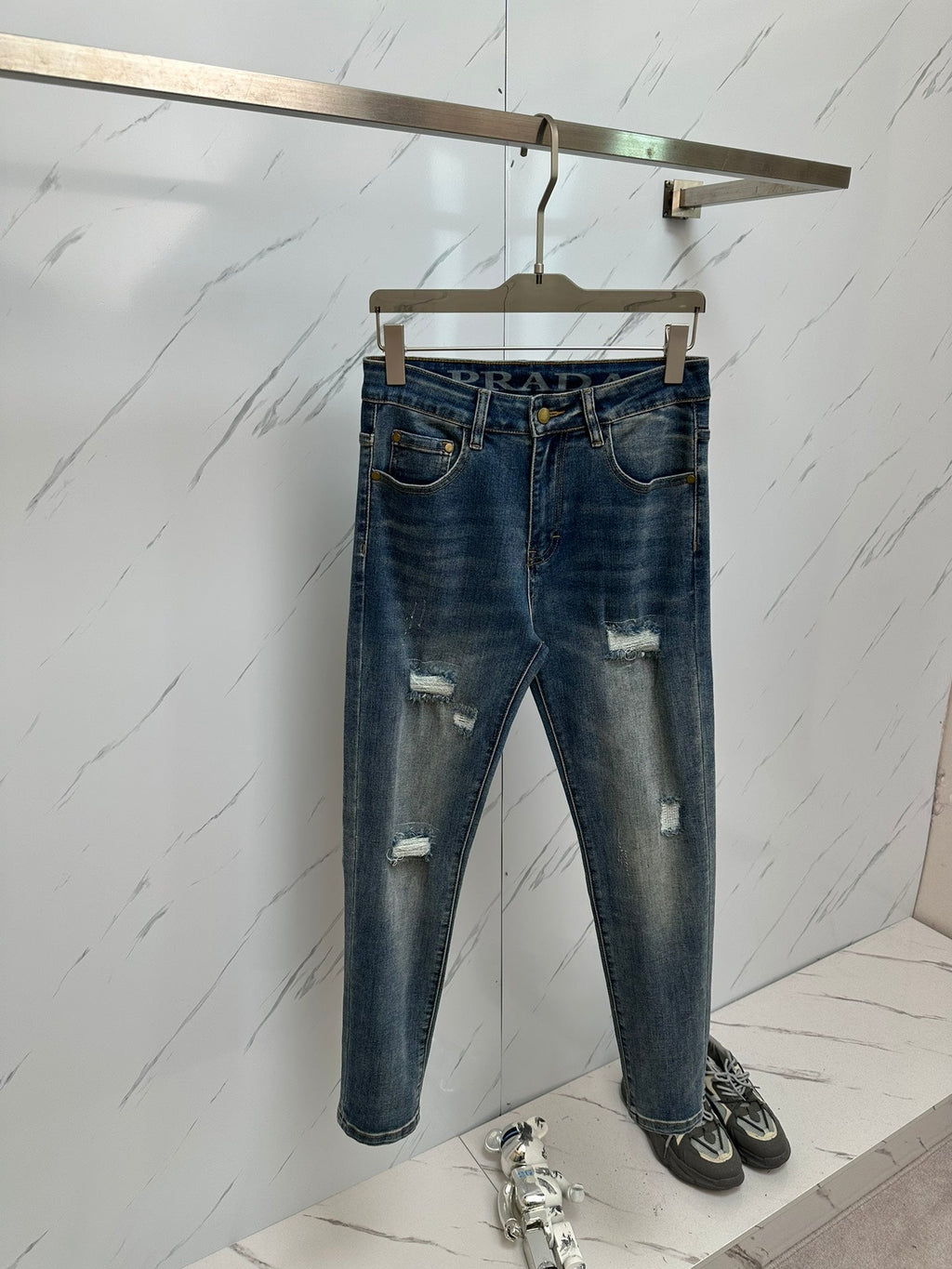 Pantalones vaqueros de mezclilla lavada premium para hombre
