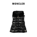 Chaqueta acolchada con capucha y cuello de piel desmontable