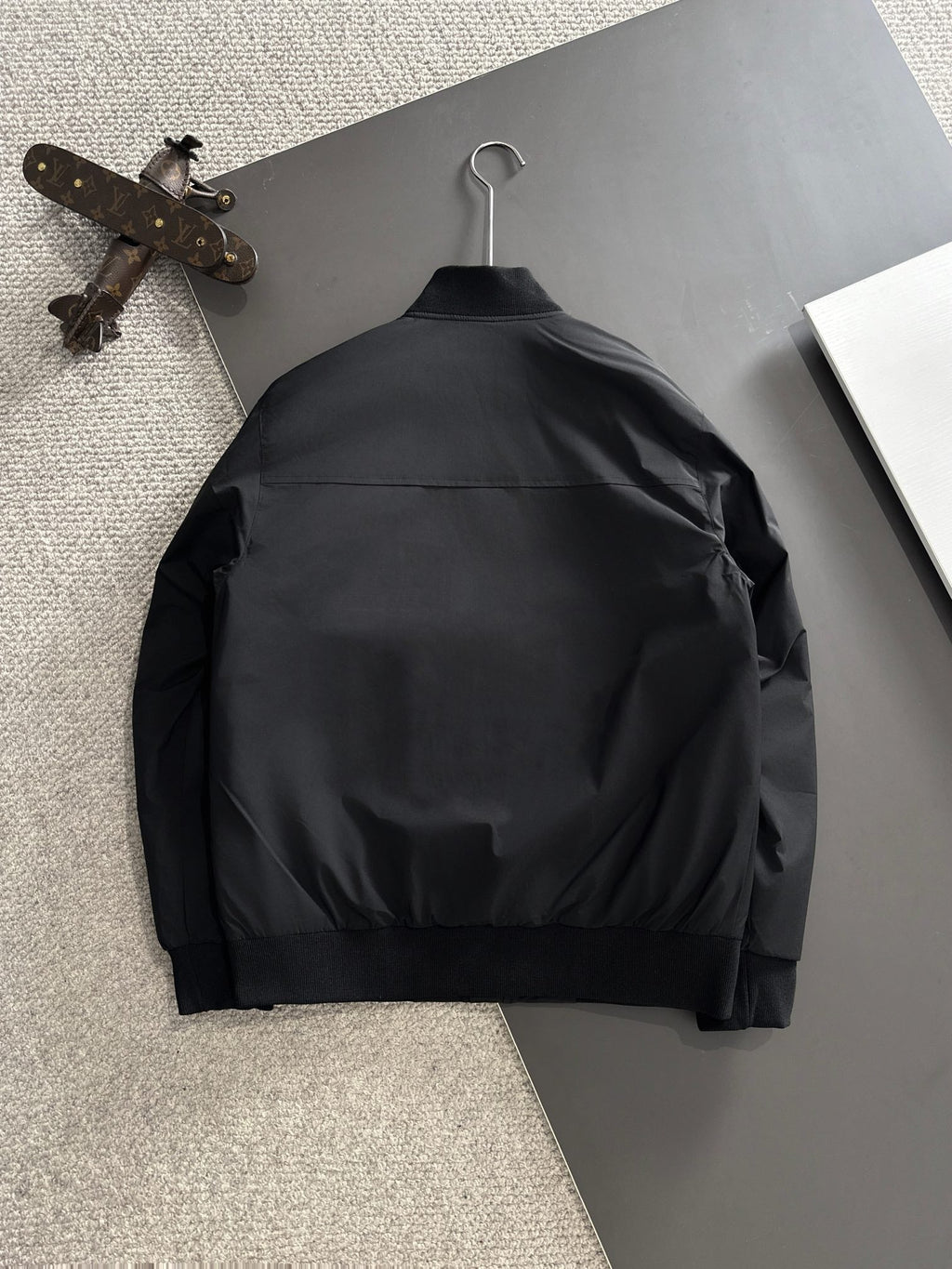 Chaqueta de plumón de ganso de cuello alto – Otoño/Invierno 2024
