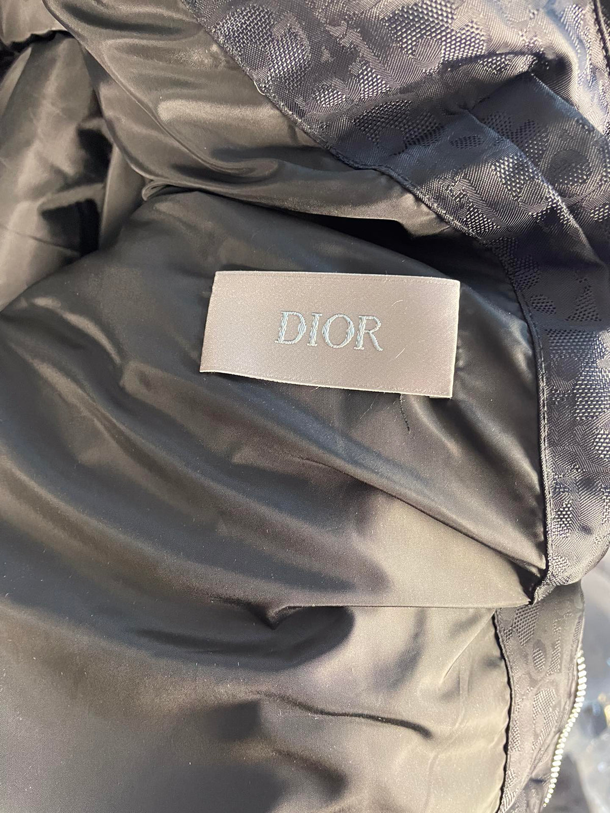 Chaqueta de plumón de ganso jacquard negra