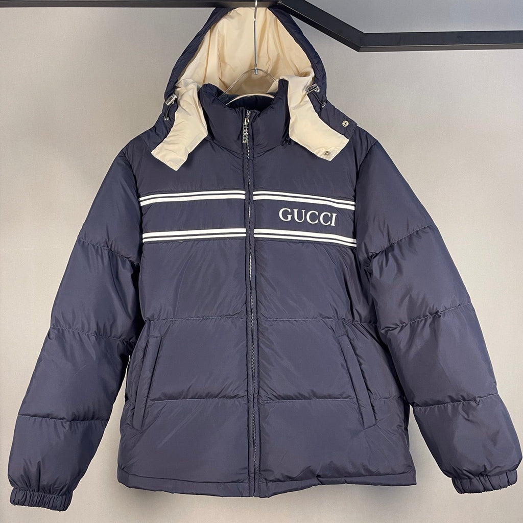 Chaqueta de plumón de ganso con capucha azul marino