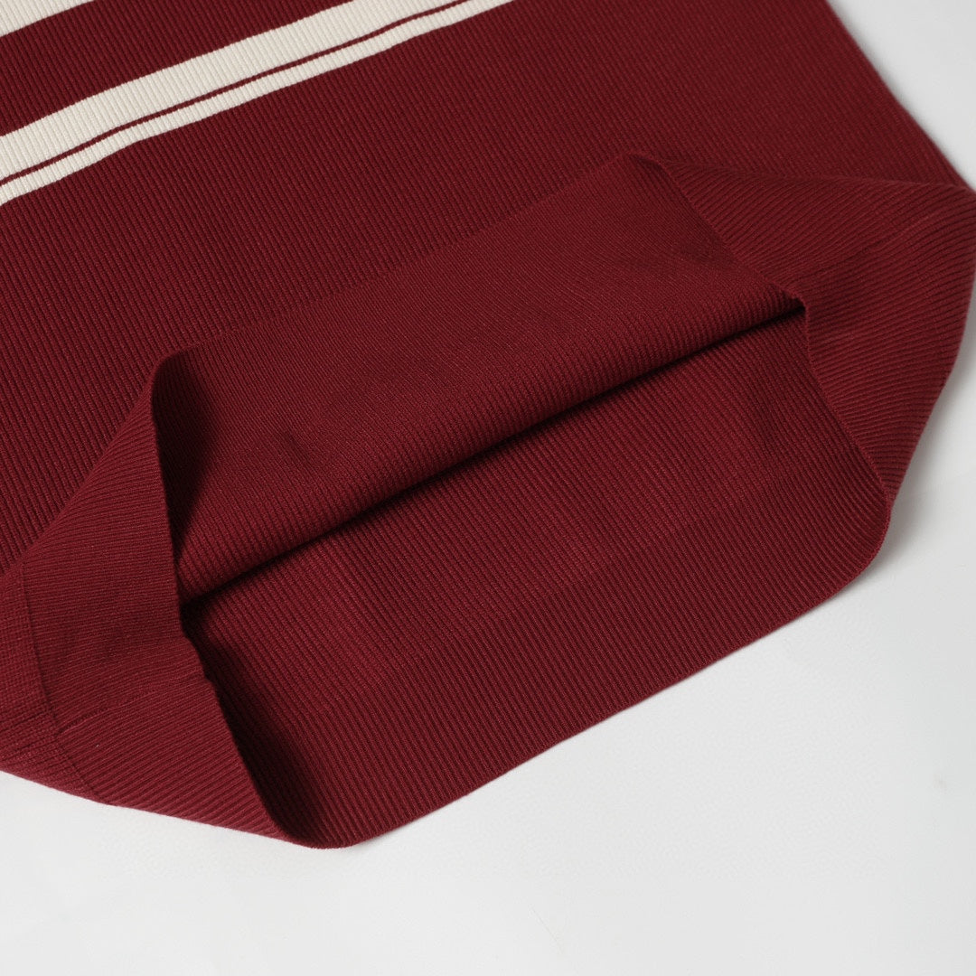 Suéter de cuello redondo de punto con logo jacquard