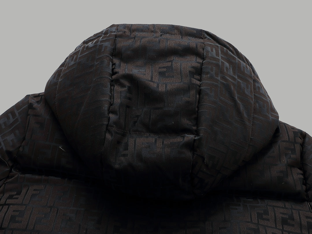 Chaqueta de plumón de ganso con estampado FF