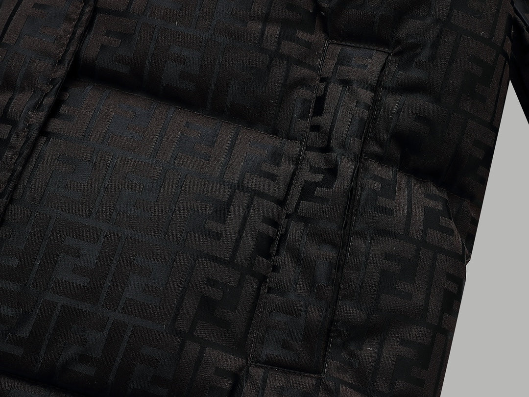 Chaqueta de plumón de ganso con estampado FF