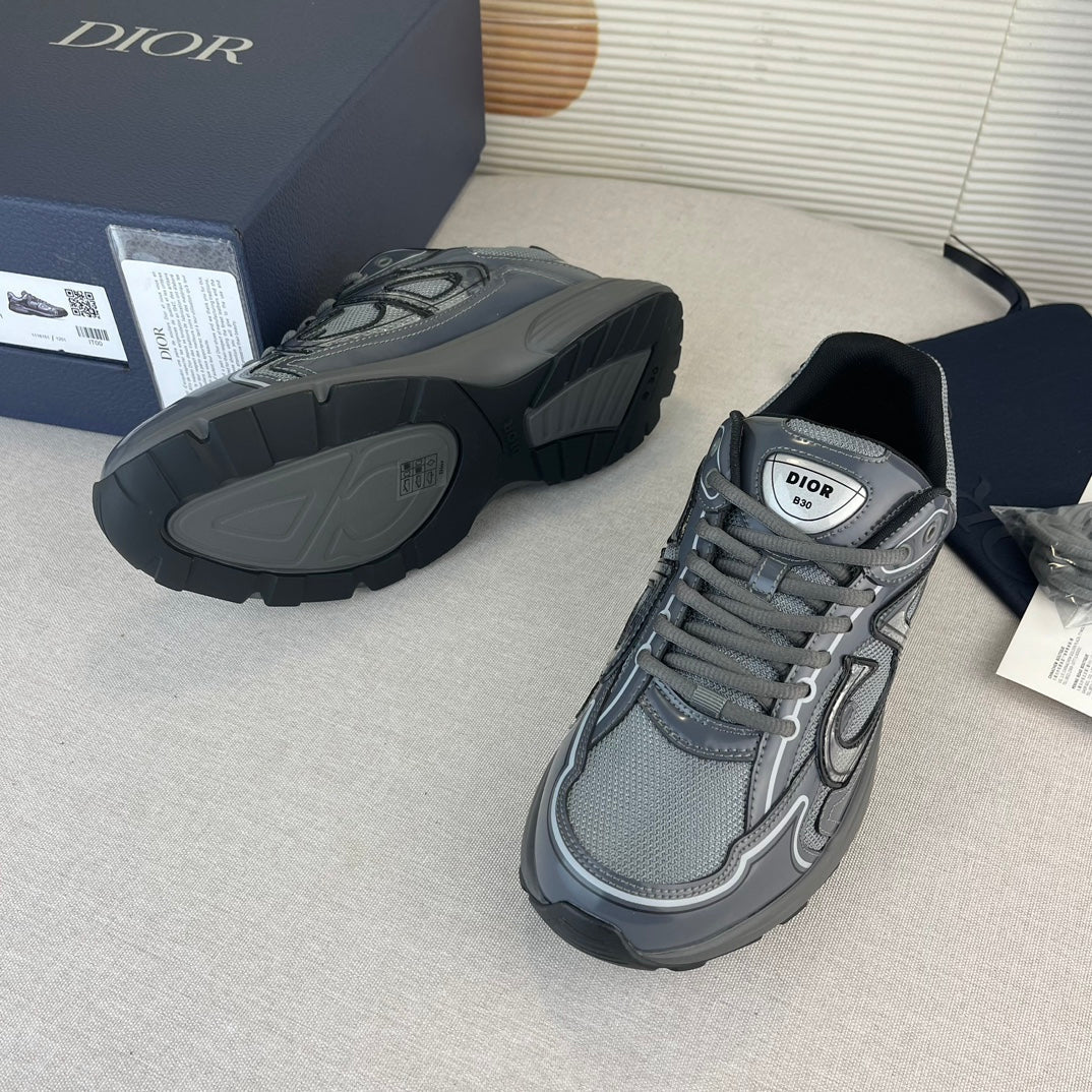 Zapatillas inspiradas en B30 – Transparentes