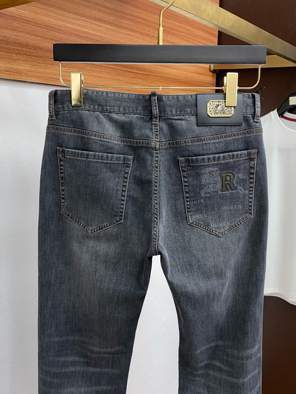 Pantalones vaqueros elásticos de corte recto y ajustado para hombre