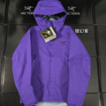 Chaqueta con capucha Beta Lightweight 2024