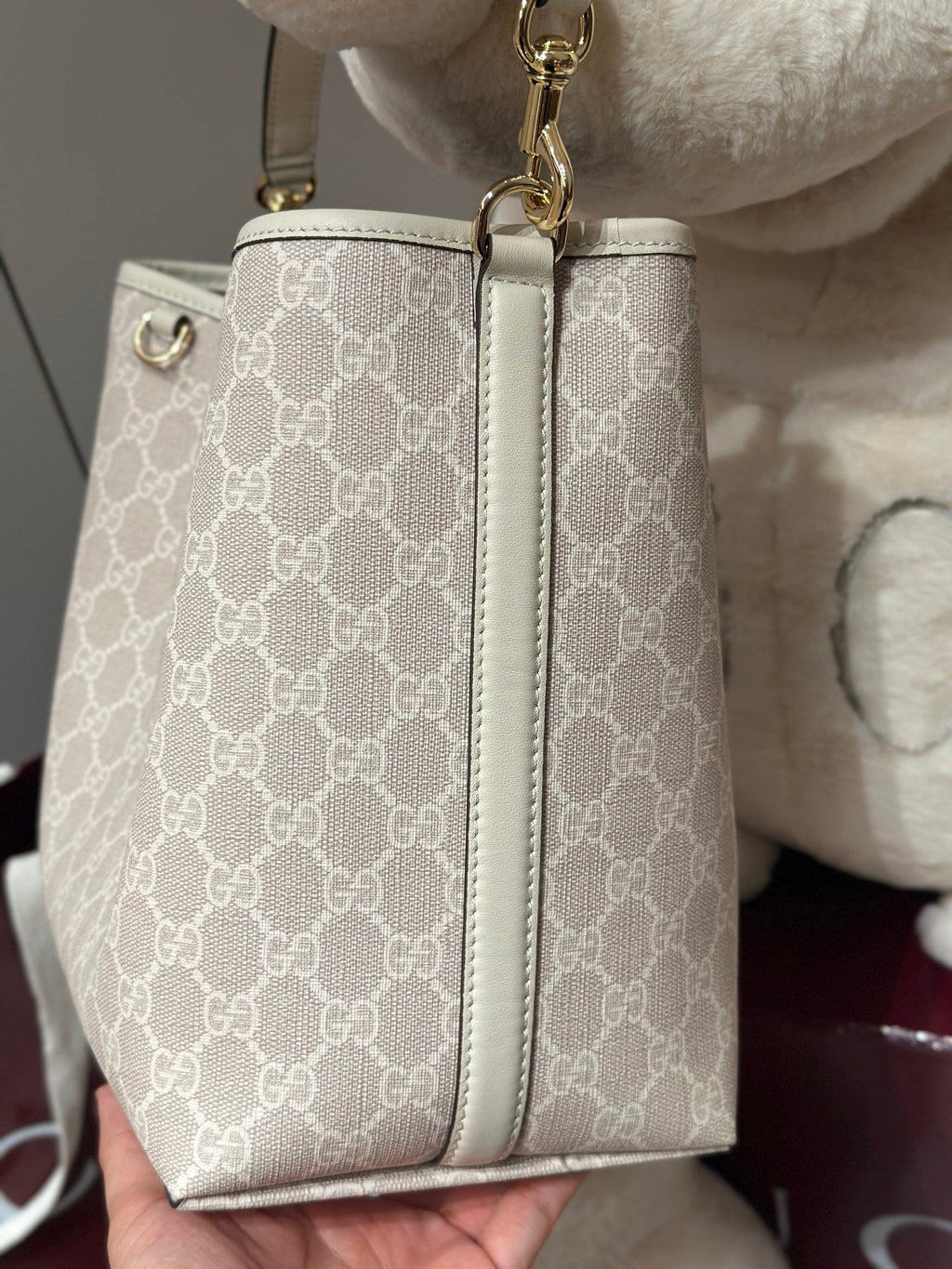 Bolso pequeño de hombro beige y ocre