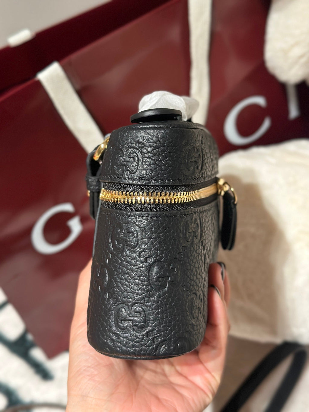 Bolso de hombro de piel prensada