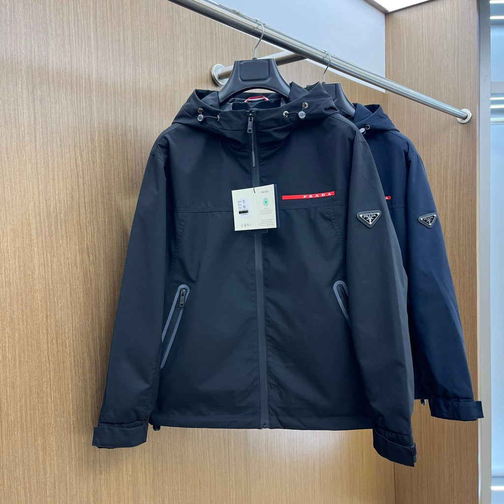 Chaqueta informal con capucha