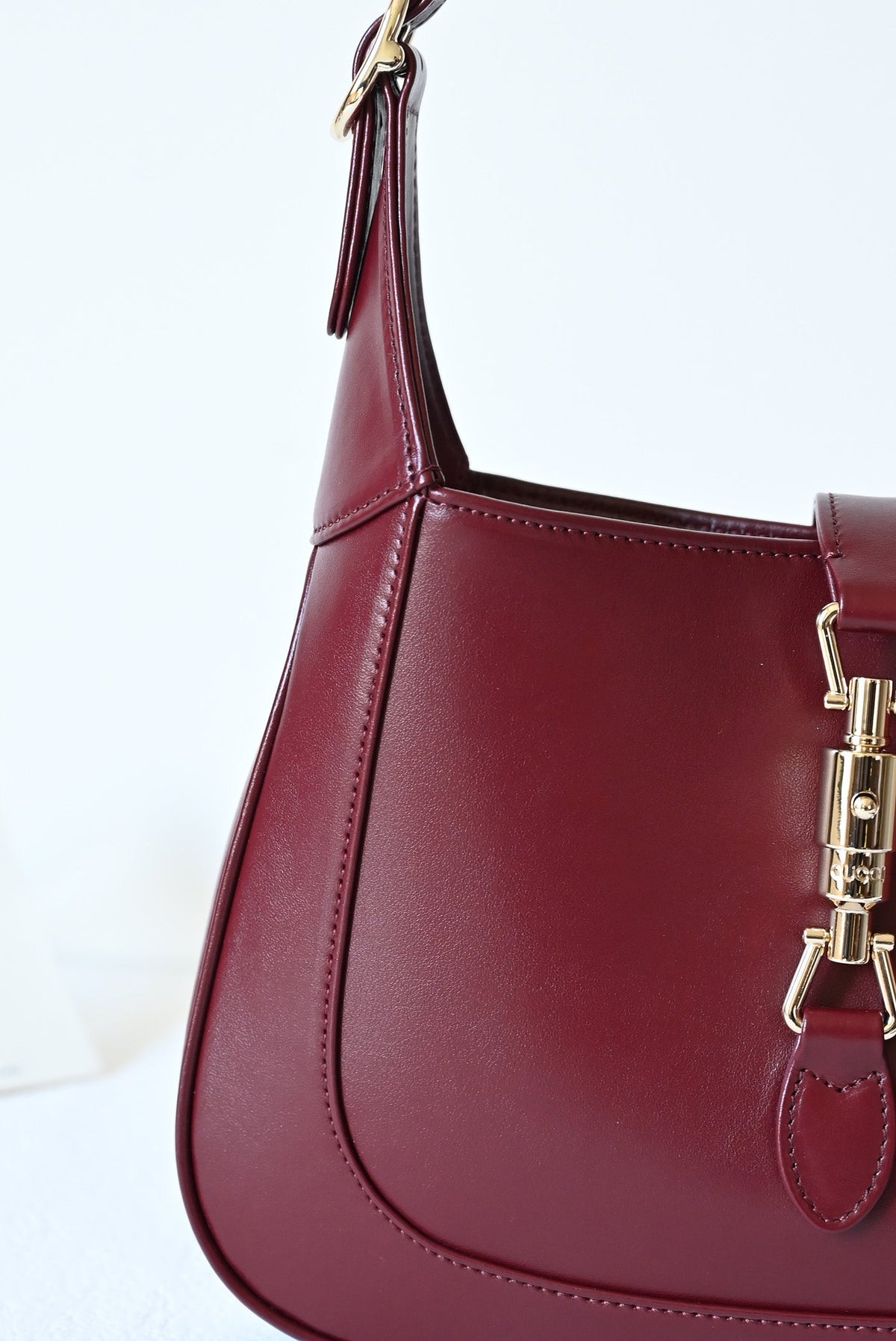 Bolso de hombro Jackie, nueva versión, de piel roja