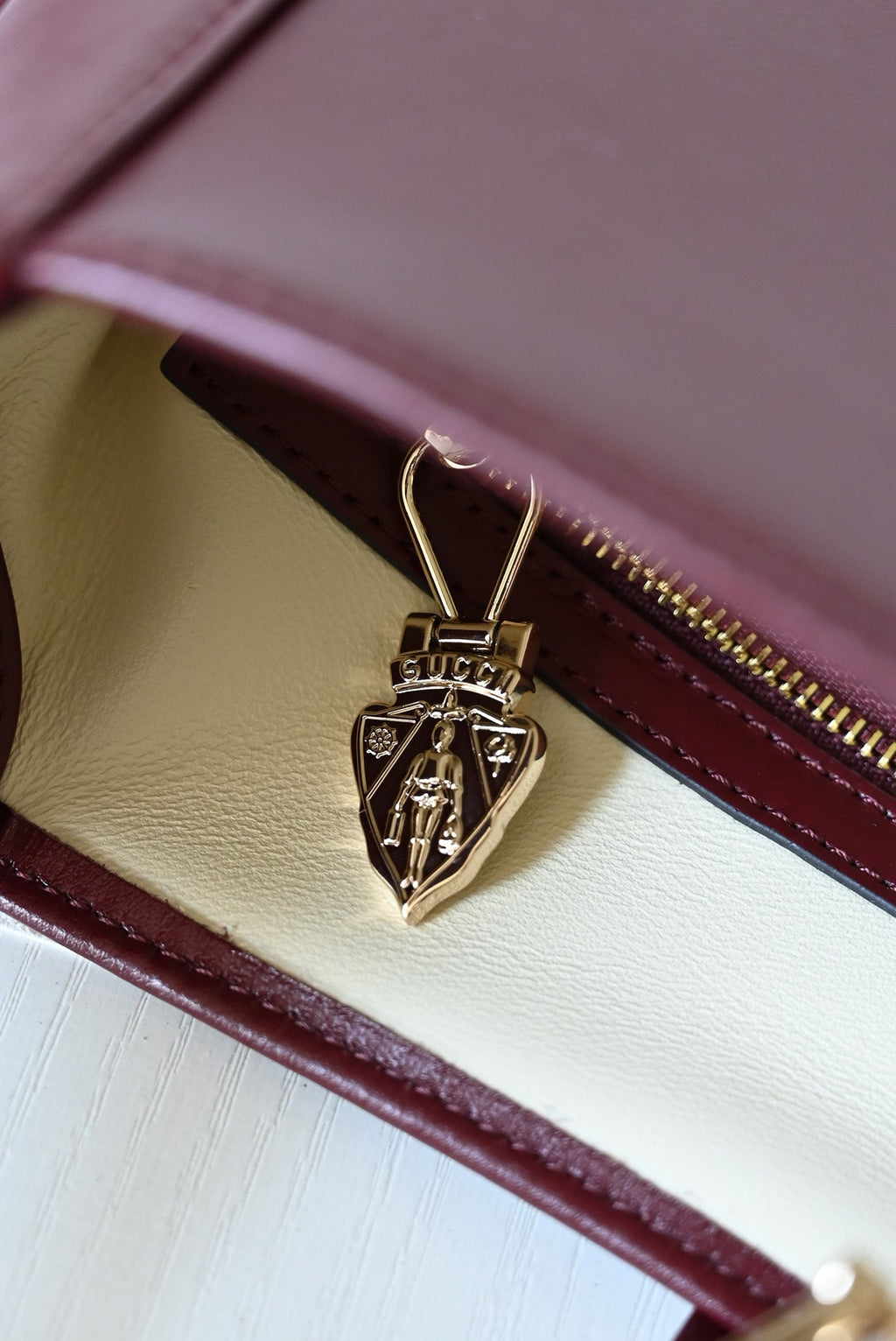 Bolso de hombro Jackie, nueva versión, de piel roja