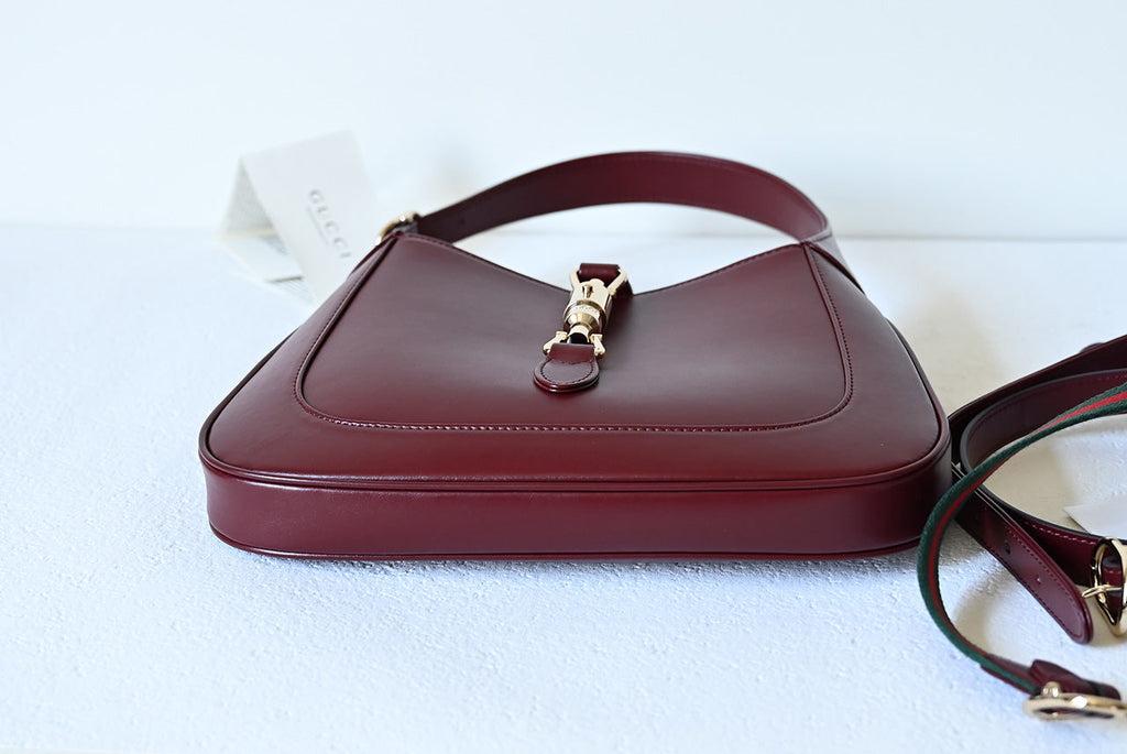 Bolso de hombro Jackie, nueva versión, de piel roja