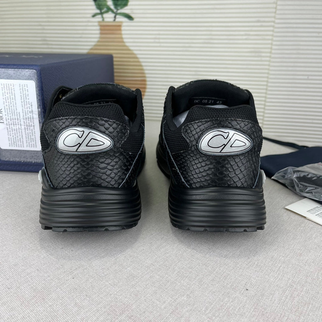 Zapatillas inspiradas en B30 con diseño de serpiente