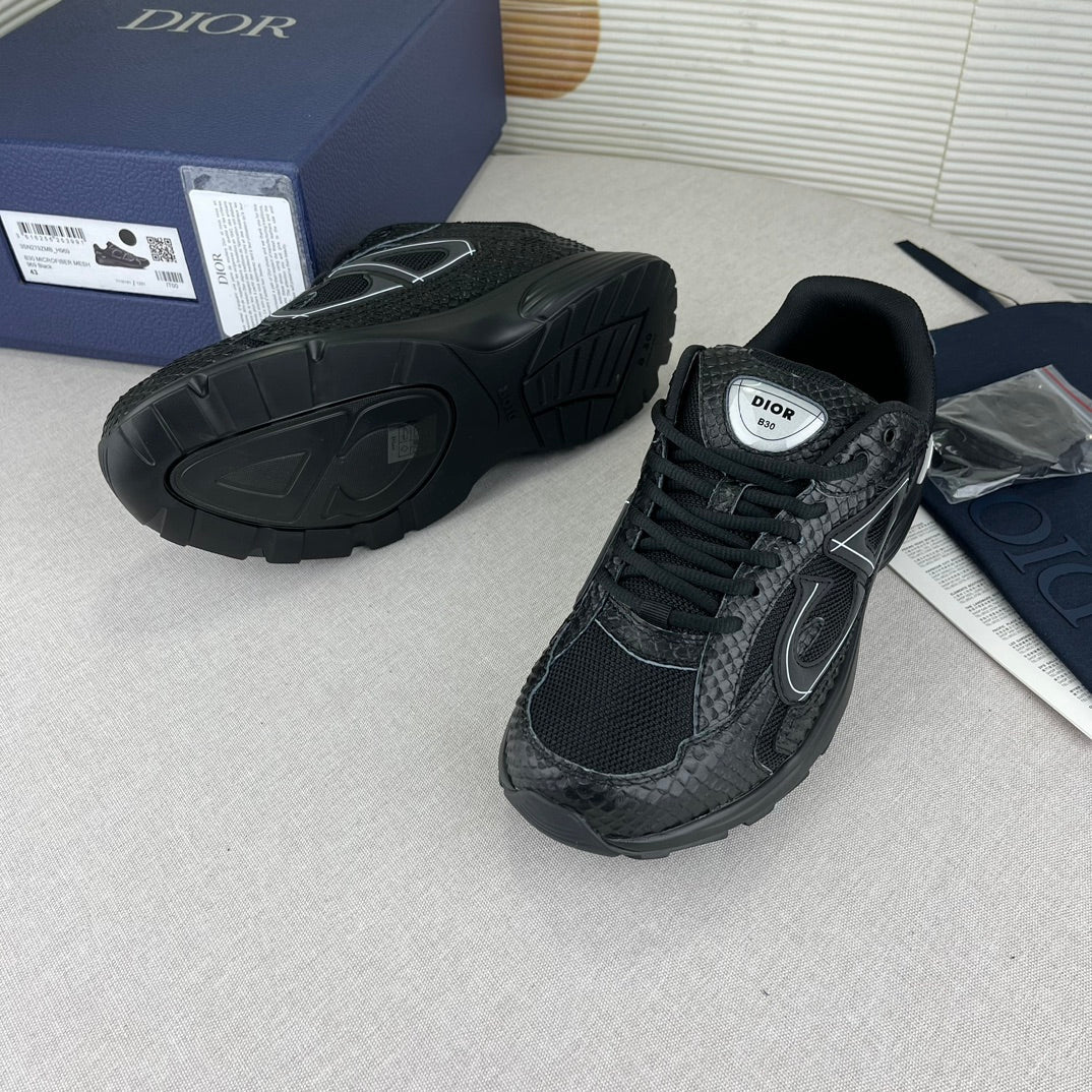 Zapatillas inspiradas en B30 con diseño de serpiente