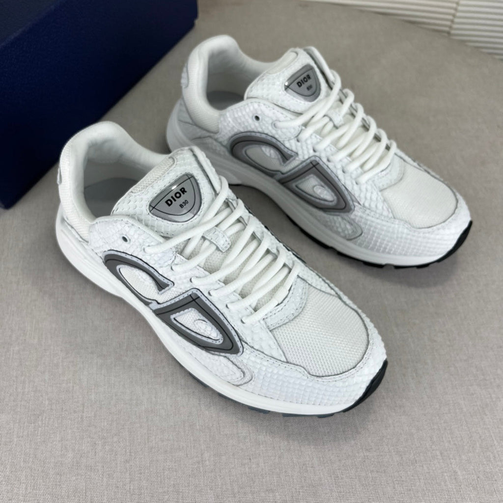 Zapatillas inspiradas en B30 – Piel de serpiente blanca