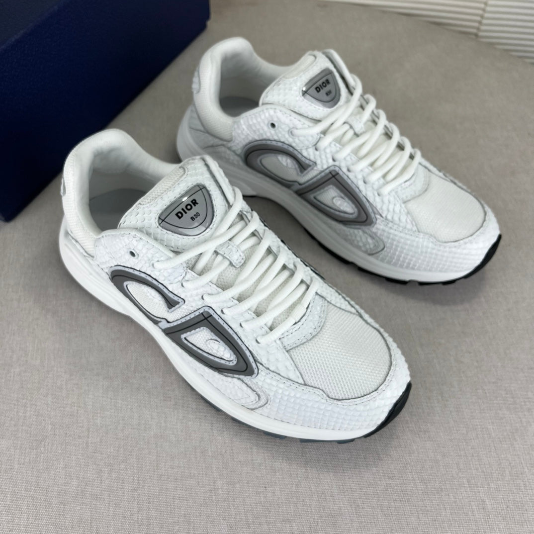 Zapatillas inspiradas en B30 – Piel de serpiente blanca