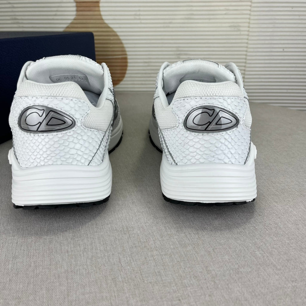 Zapatillas inspiradas en B30 – Piel de serpiente blanca