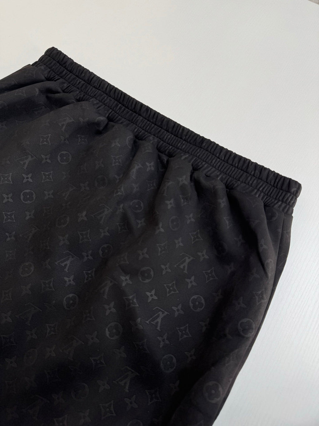 Chaqueta de estilo cuero con monograma integral