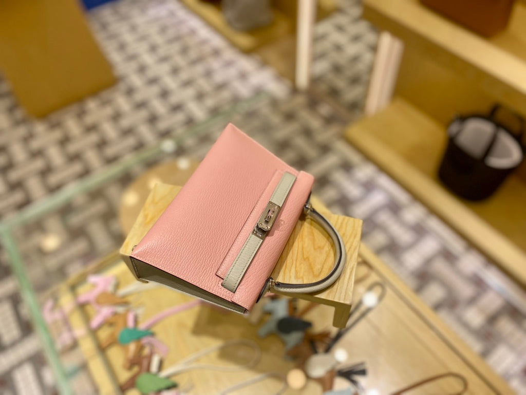 Bolso Sakura rosa y gris perla 19