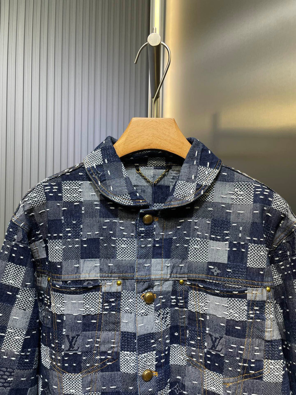 Chaqueta vaquera con cinturón