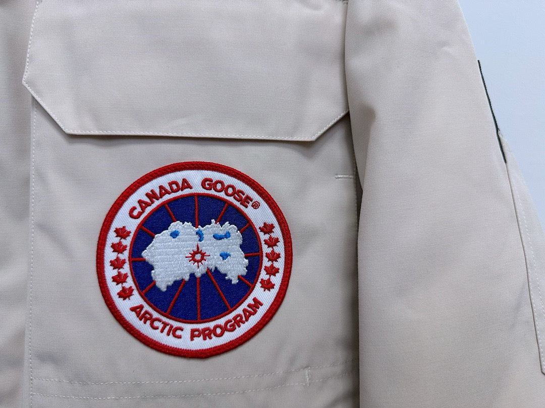 Parka de plumón de expedición prémium