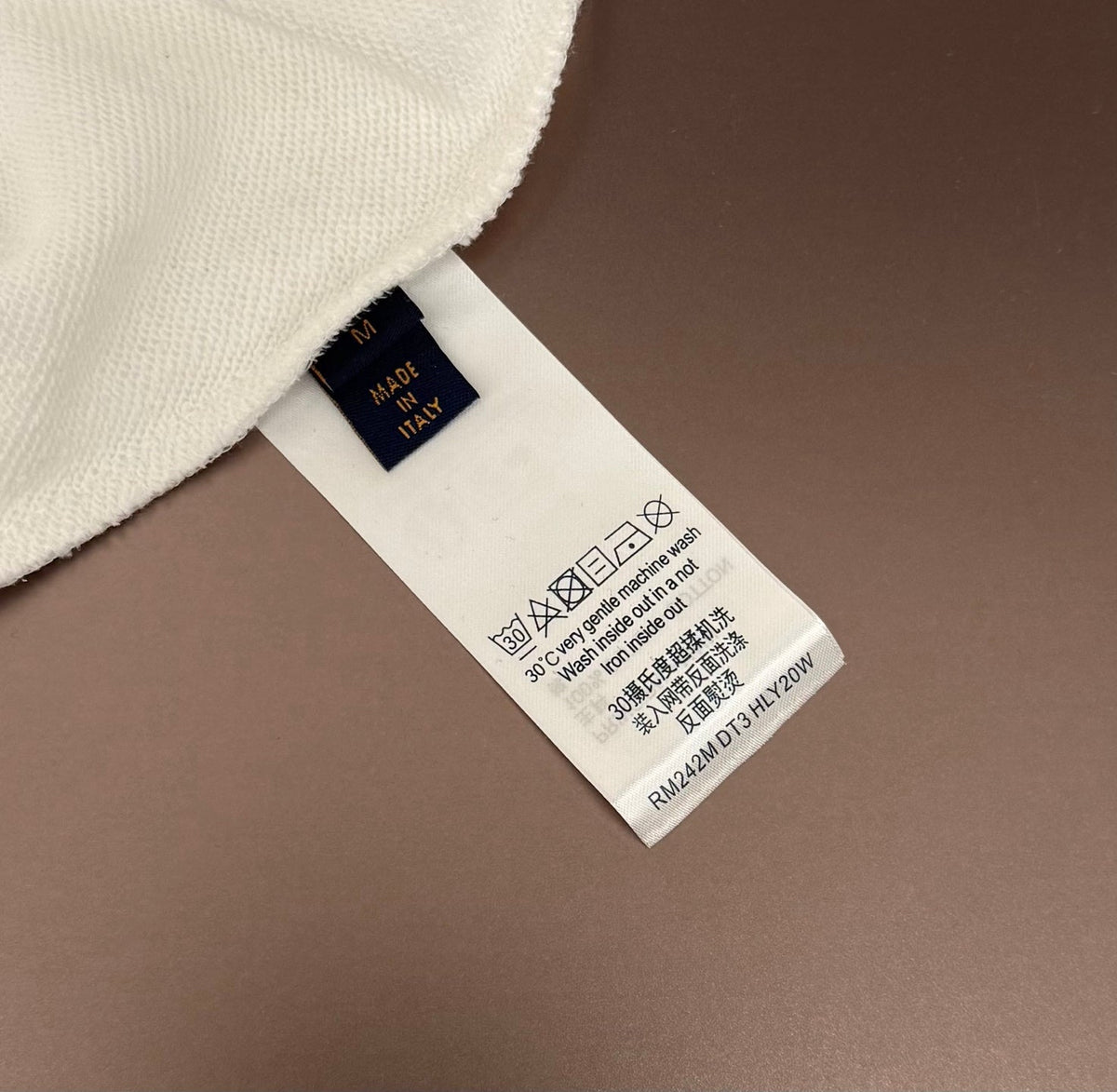 Sudadera clásica con espalda bordada