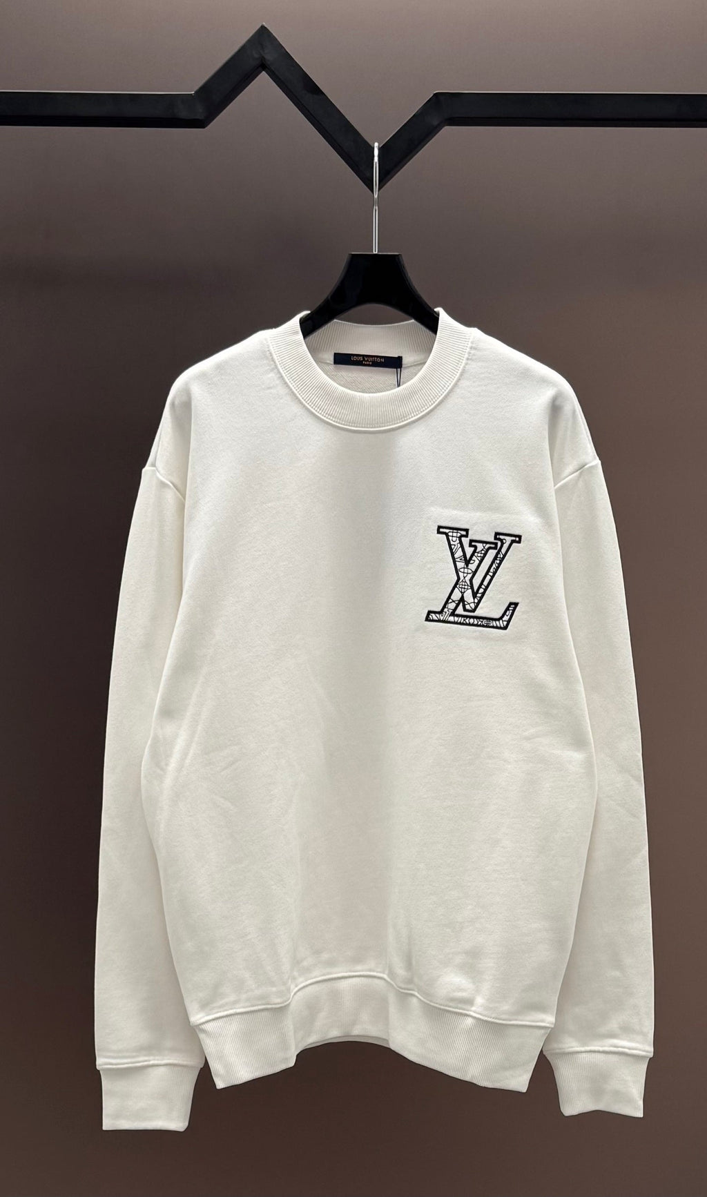 Sudadera clásica con espalda bordada