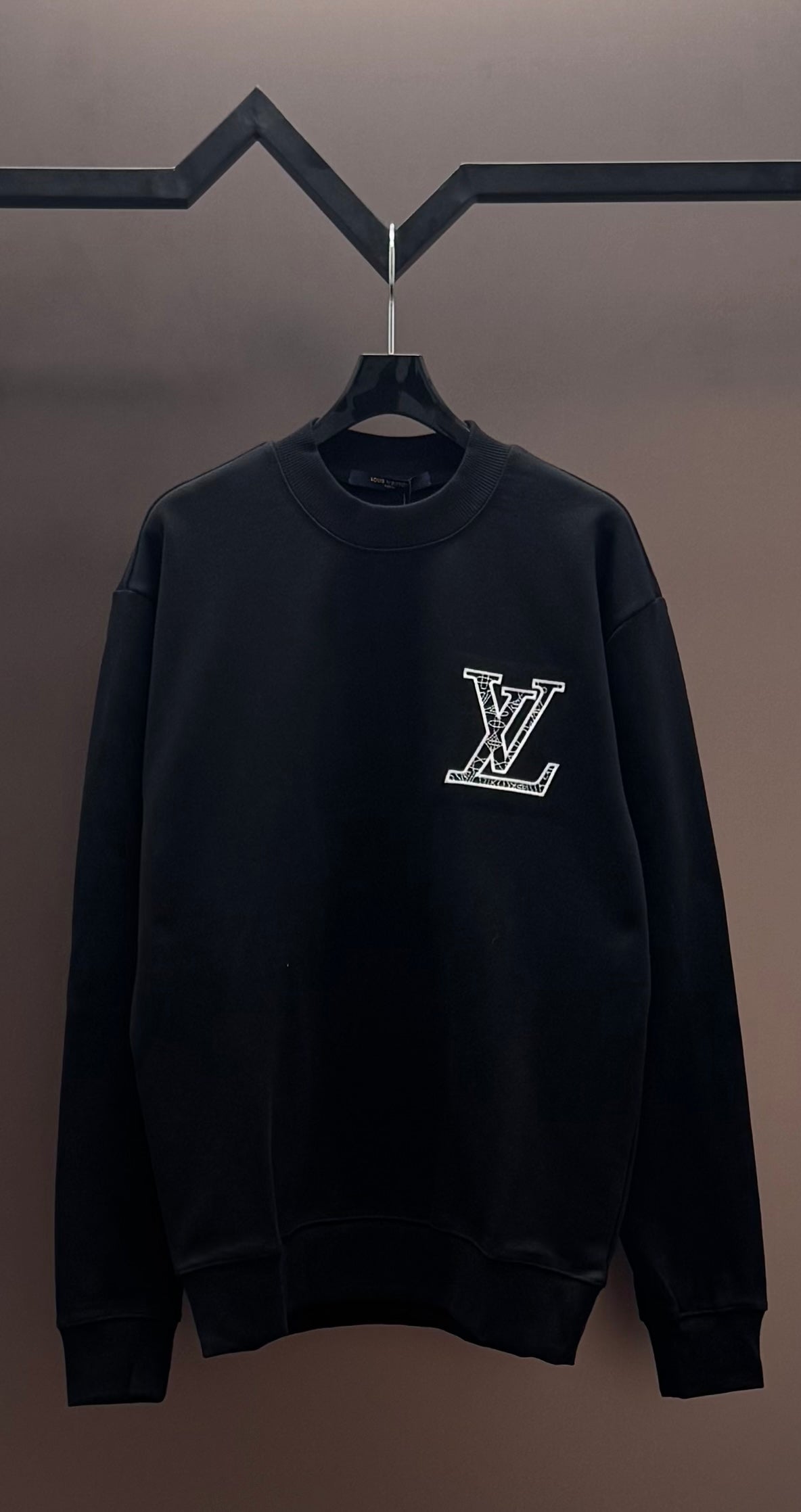 Sudadera clásica con espalda bordada