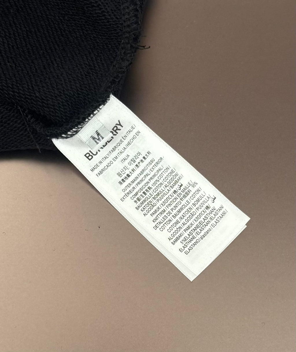 Sudadera con capucha bordada
