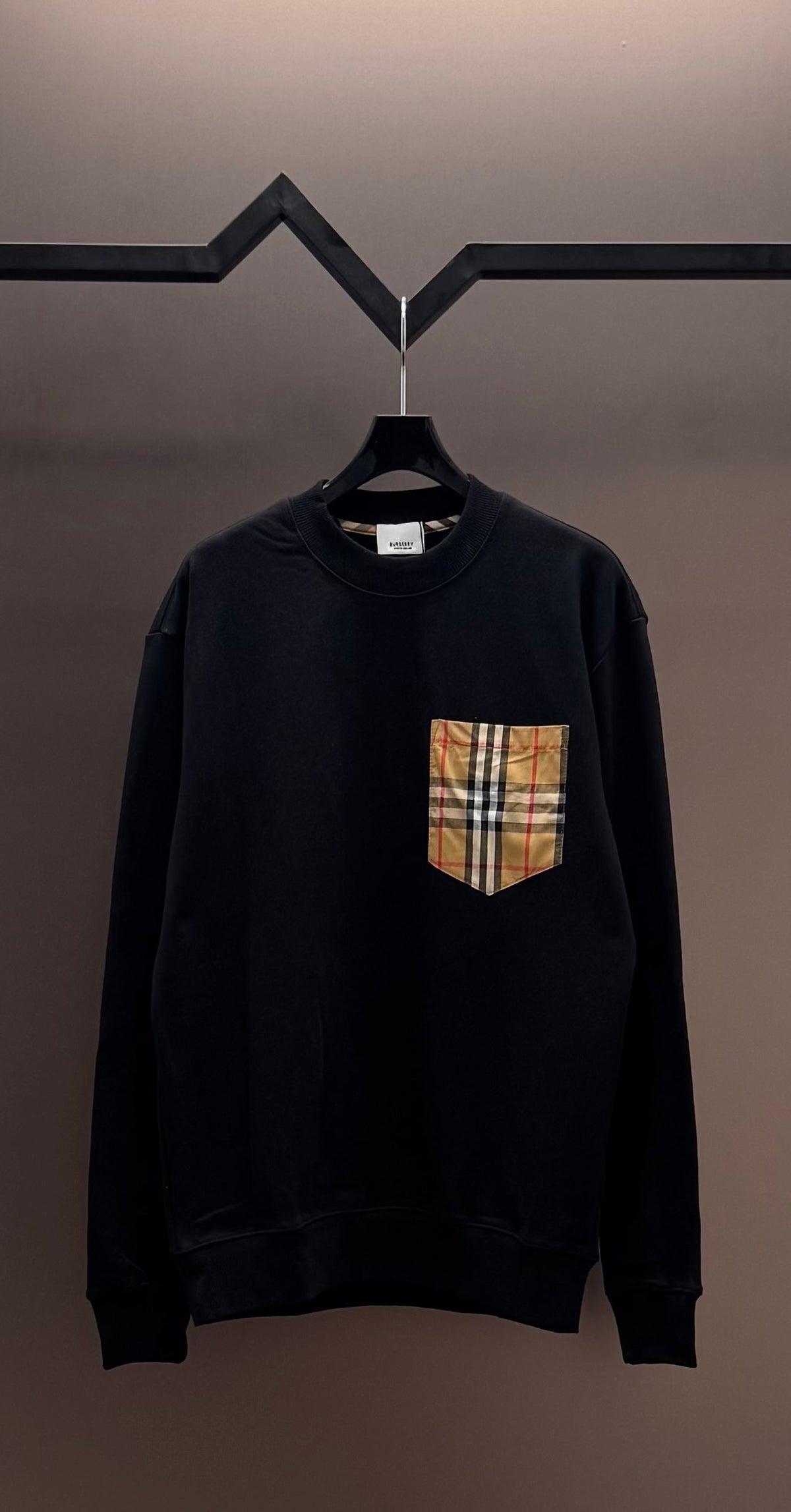 Sudadera clásica de cuello redondo