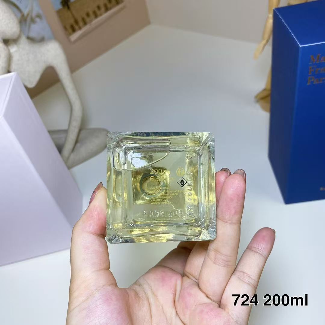 Eau de Parfum 724 – 200 ml