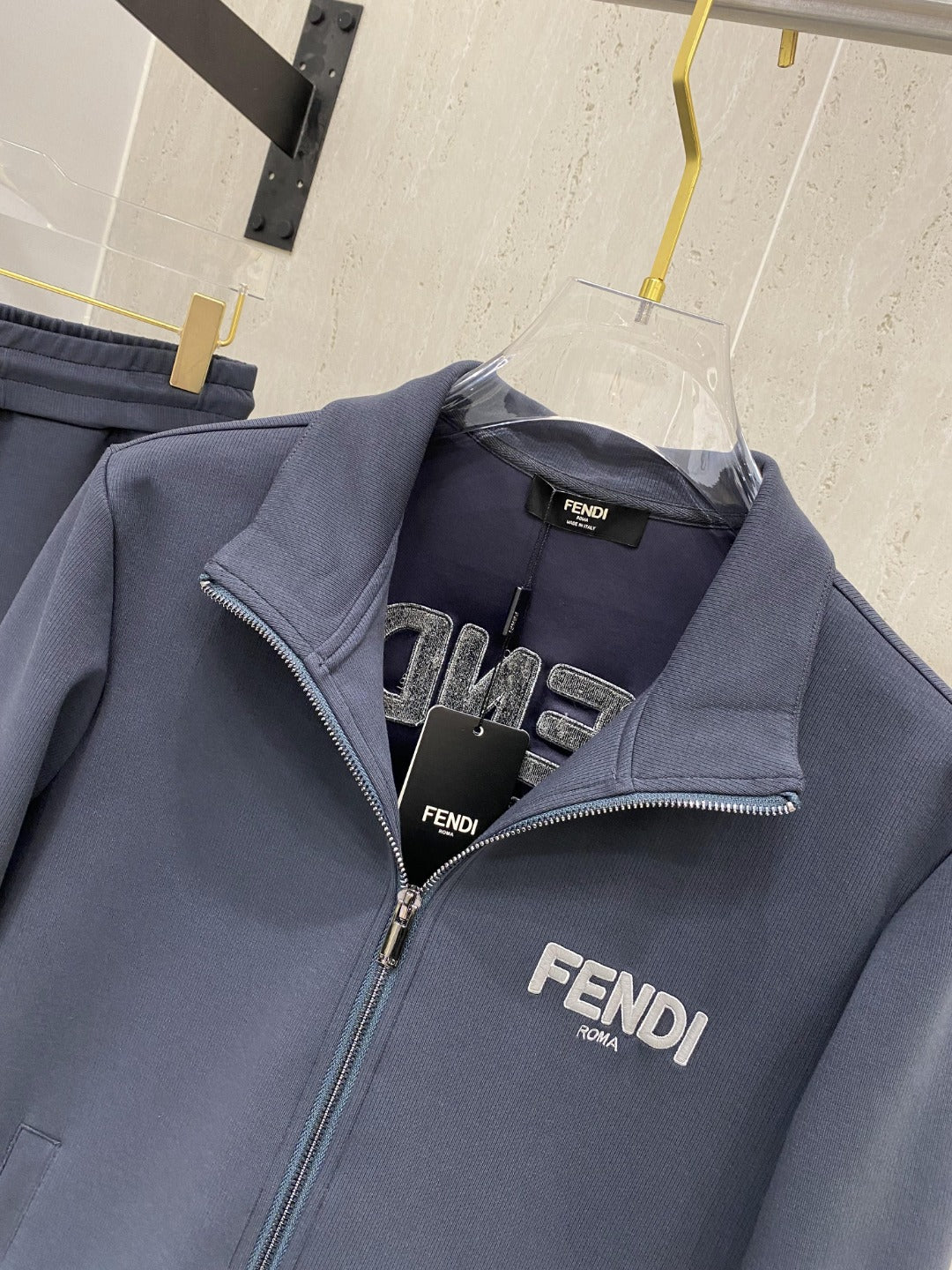 Conjunto de dos piezas: suéter y pantalón deportivo