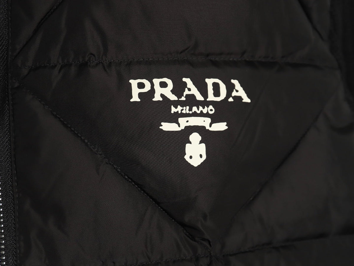 Chaqueta de plumas con patchwork de diamantes