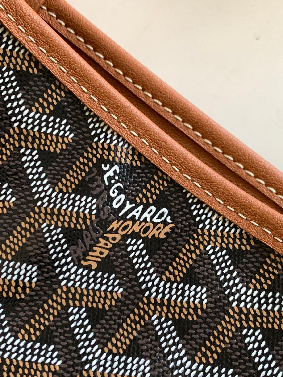 Bolso tote con estampado clásico
