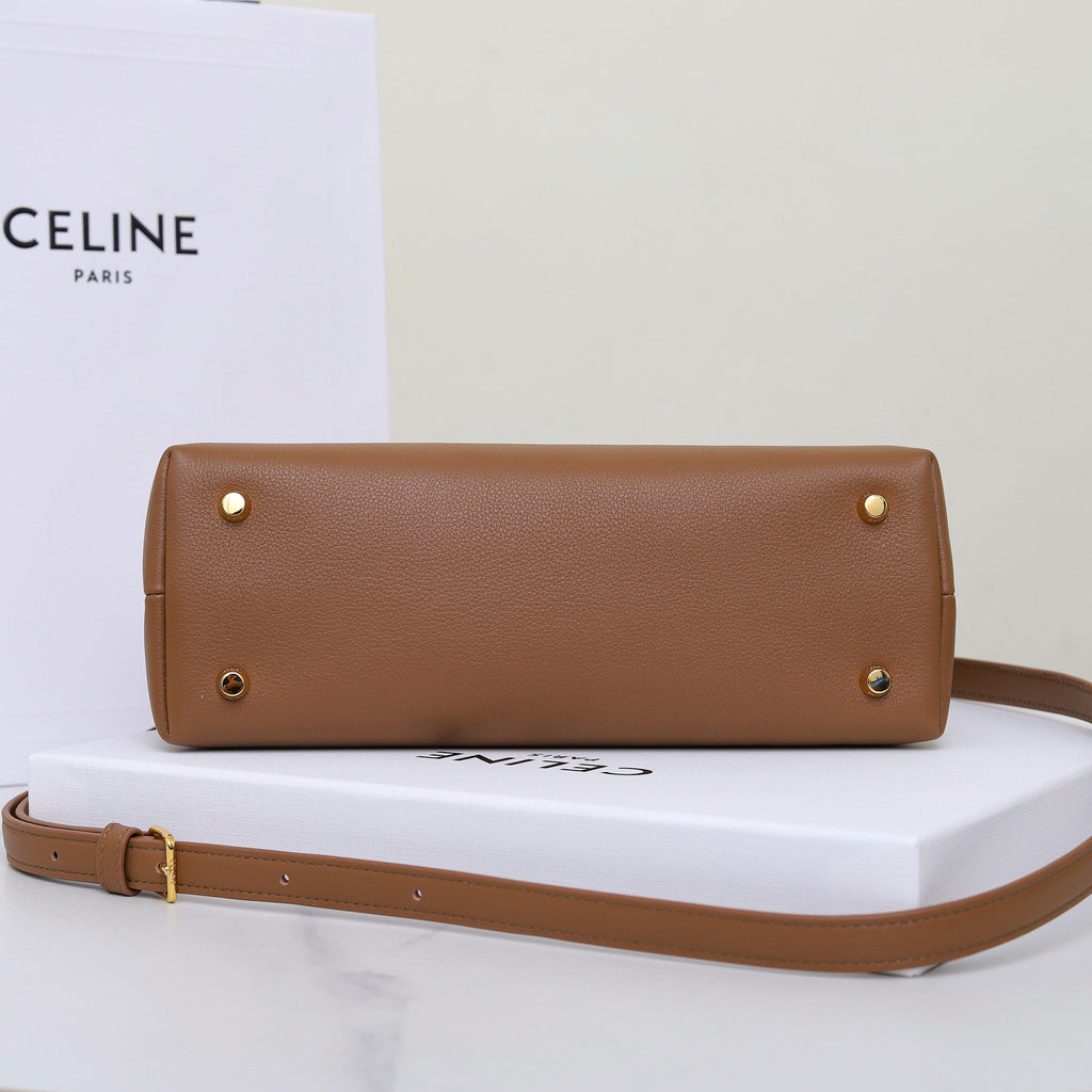 Bolso clásico de piel con asa superior