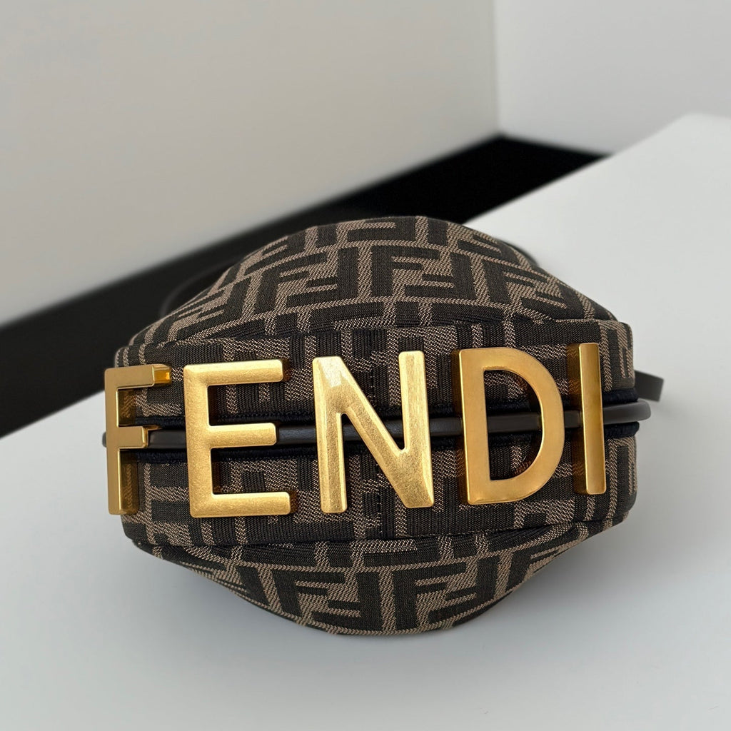 Mini bolso de hombro Crescent