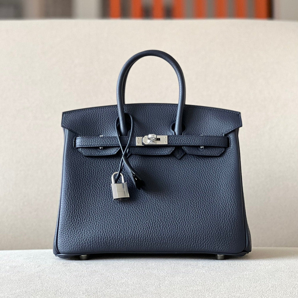 Bolso de piel estructurado
