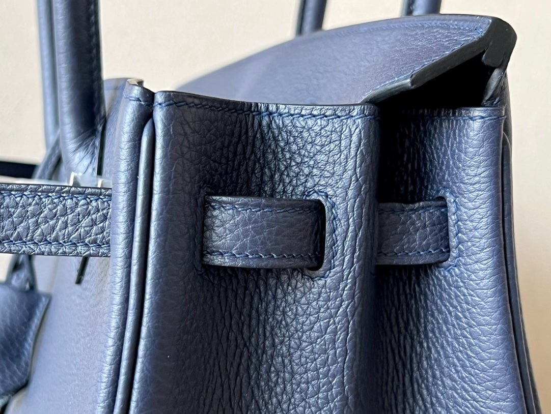 Bolso de piel estructurado