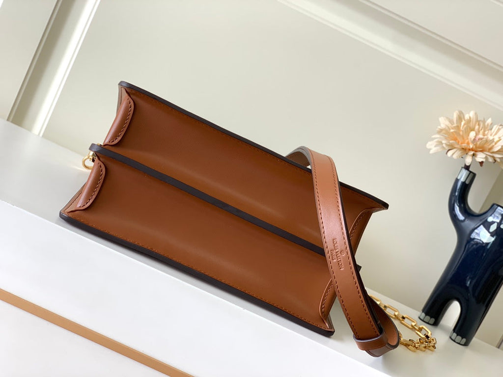 Bolso de hombro clásico con monograma